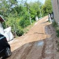 Gorička ulica u Nišu bez asfalta i u fekalnim vodama – gradonačelnik najavio rešenje još pre godinu i po dana
