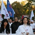 Vučiću na mitingu u Novom Sadu – krenule suze