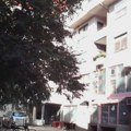 Celodnevna drama u Jagodini: Otac i sin se zaključali u stanu zbog izvršitelja