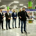 Šapić obišao renoviranu pijacu „stari Merkator”: Evropski izgled pijace sa garažom od 50 parking-mesta (foto)