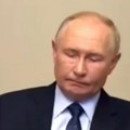 Putinovo lice sve govori Pogledajte kako je reagovao kad je čuo izveštaj o napadu na Rusiju (video)