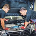 Kad vam se upali ova lampica u kolima, imate samo pola sata! Problem je u delu koji pokreće motor, odmah stanite