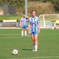 Prozivali su je zbog akni, a ona (16) je jednim potezom ućutkala sve(t): Upoznajte Skaj, novu zvezdu u usponu