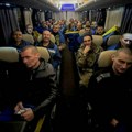 Velika razmena zatvorenika Rusije i Ukrajine: 146 ljudi stiglo kući nakon 3 godine pakla