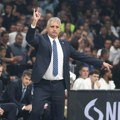 Novi "šamar" za Kokoškova: Fener pobedio u derbiju Istanbula, Efes na dnu tabele