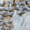 Uhapšene dve osobe u Beogradu: Policija pronašla skoro pola kilograma marihuane