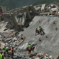 Stižu timovi za spasavanje u Venecuelu, smanjuje se nada da će se u ruševinama pronaći preživeli