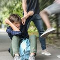 Potresna poruka majke čijeg su sina u Hrvatskoj pretukli zbog natpisa na majici