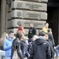 Vučić najavio lepe vesti za studente: Dobiće studentske kartice za popuste