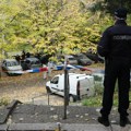 Na klupi u Beogradu nađen mrtav muškarac! Pored njega uočen pištolj!
