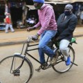 Zimbabve: u borbi za zdravlje vežbaju gde stignu, fitnes klub osvanuo na groblju