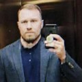 Presađivao kosu, pustio: Stomak?! Isplivala nova fotografija Radoja Zvicera: Vođa kavačkog klana koristi najmanje 14 lažnih…