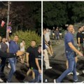Andrej Vučić predvodio grupu muškaraca u Ćacilendu, građanima dobacivao da su ustaše (VIDEO)