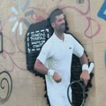 "Pumpaj, pumpaj, zašto si stao": Obnovljen mural Novaku Đokoviću