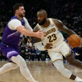 Jokić radi sve. Legendarni Lebron Džejms: Nisam igrao protiv kompletnijeg i dominantnijeg igrača