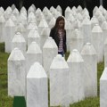 Danas se obeležava 31 godina od zločina koji je potresao svet: Desetine hiljada ljudi očekuje se na odavanju pošte žrtvama…