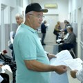 Осигураници са овереном картицом имају право на лечење, без обзира на рок важења