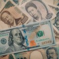 SAD se 'igraju vatrom', dolar rizikuje da oslabi nalik jenu