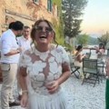 Verenik je ostavio 7 dana pred venčanje - ona povukla potez o kom sada priča čitav internet: "Bila sam očajna, a onda..."…