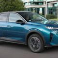 Test: Peugeot 3008 HY GT 136
