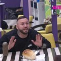 Ni laza ga neće primiti Ša prešao sve granice, pojavio se snimak kako teroriše Mionu, gledaoci besni!