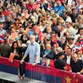 Свечани дочек за Сија испред Палате Србија, хиљаде људи дошло да поздрави кинеског председника (видео)