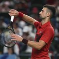 Novak konačno na terenu, rival klinac koji mu se divi (SK 1)