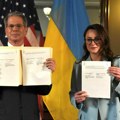 SAD i Ukrajina potpisale „istorijski“ sporazum
