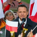 „Na tački gde preti da eskalira“: Sutra predsednički izbori u Poljskoj koji će verovatno odrediti mesto zemlje na sceni…