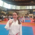 Tri medalje za karatiste Juniora na državnom prvenstvu u Mladenovcu