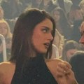 Ćerka Saše Matić sija u haljini sa golim leđima na koncertu: Aleksandra očarala sve lepotom i stasom, a tu je i supruga…