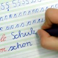 Zašto je i dalje važno da đaci pišu rukom
