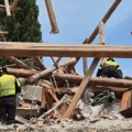 Stravična eksplozija, ima mrtvih: Među povređenima i dete, hitne službe pretražuju ruševine (video)