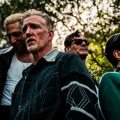 Queens of the Stone Age predstavljaju novu pesmu „Easy Street“