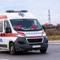 Sudar na Ibarskoj magistrali: Među povređenim i devojčica (13), automobil se prevrnuo na krov