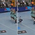 Nestvaran gol u Španiji - ovo nikad nismo videli: Pravo u rašlje iz nemoguće pozicije, preko kompletnog tima! (video)