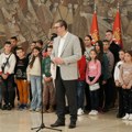 Predsednik ugostio učenike sa KiM: Nastavićemo ulaganja u škole i vrtiće na Kosovu i Metohiji