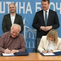 Projekat vredan 600 miliona dinara Mirović prisustvovao potpisivanju ugovora za rekonstrukciju i dogradnju fabrike vode u…