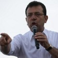 Ekrem imamoglu i dalje u centru pažnje: Lider turske opozicije posetio uhapšenog gradonačelnika Istanbula