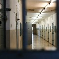 Produžen pritvor trojici aktivista iz Novog Sada