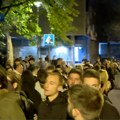 Dva studenta uhapšena nakon skupova kod RTS: Kolege se okupile kod PU Stari grad, pružaju im podršku