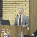 Zlatković: Gradonačelnik izlazi za govornicu kao uzvišeno biće, a nema nikakav rezultat