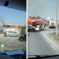 Gori objekat kod Rume Vatrogasci na licu mesta, kulja dim i Industrijskoj zoni (video)