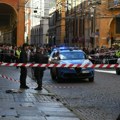 Horor u Italiji: Kolima uleteo u masu; Tokom bekstva izbo prolaznika; Mnogo povređenih FOTO/VIDEO