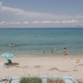 Srpkinja umrla na plaži u Haniotiju: Tragedija u Grčkoj: Izvučena bez svesti iz vode, hitna pomoć mogla samo da konstatuje smrt…
