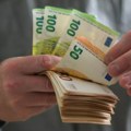 Direktor banke zarađuje više od 10 miliona dinara mesečno