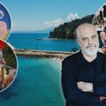 "Flamingos revolucija" trese Albaniju, demonstranti traže Raminu ostavku zbog Trampovog zeta, on se pravda: "Nisam ja…