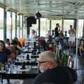 Premijerni Brunch u parku predstavljen na plovidbi ka Kalemegdanu