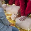 Srčani zastoj i reanimacija: Kako pružiti prvu pomoć ako se nađete u blizini?
