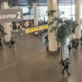 Opšti haos u Amsterdamu zbog sloma sistema: Hiljade putnika zarobljeno na Šipholu, avioni kasne, istraga u toku